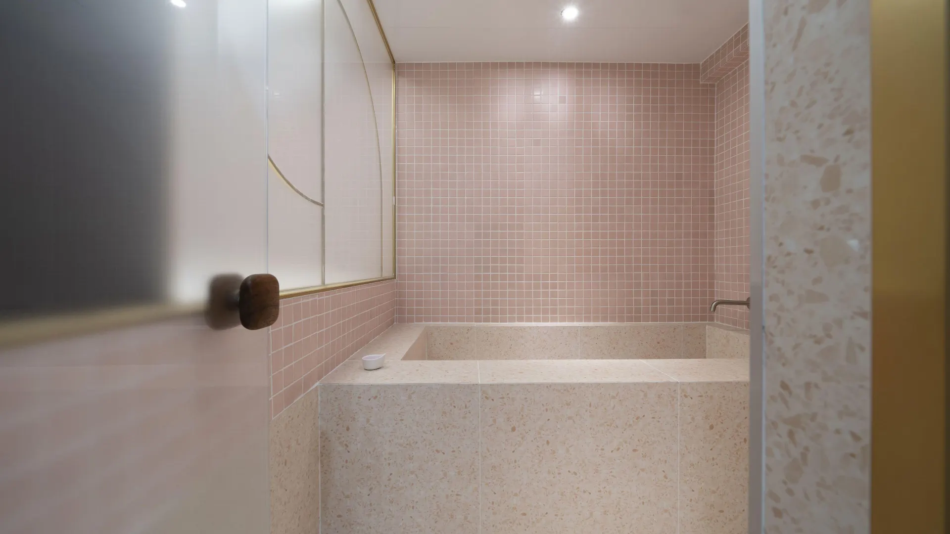 Incheon Juan Glam Aparthotel 4*,